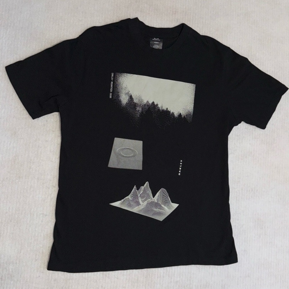 Oakley Men's Graphic Print T-Shirt Size M Black Gray Big Backhit Logo